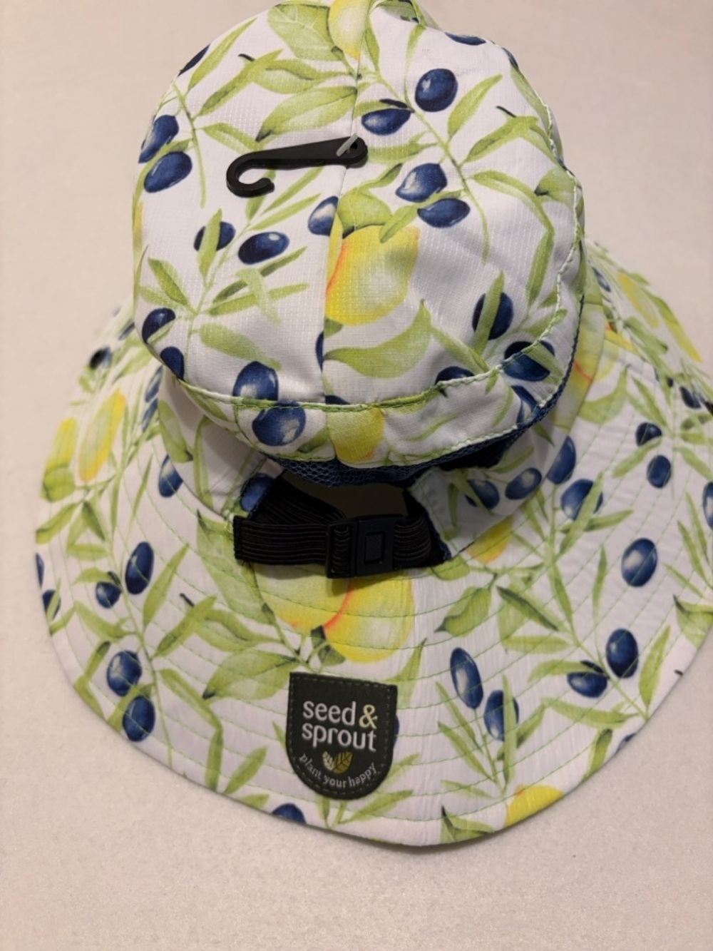 Seed & Sprout Kids' White Floral Bucket Hat - Yellow & Navy